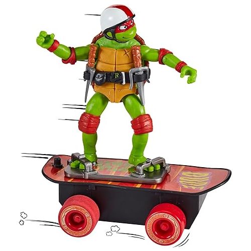  Teenage Mutant Ninja Turtles: Mutant Mayhem Raphael on a Skateboard with Accessories by Playmates Toys - Amazon Exclusive