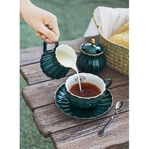  [아마존베스트]Amazingware Royal Tea Cups and Saucers, with Gold Trim and Gift Box, British Coffee Cups, Porcelain Tea Set, Set of 6 (8 oz)- Dark Green