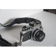 [아마존베스트]Nikon FE2 camera with Nikkor 50m 1:1.8 Lens