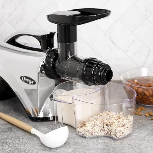  [아마존베스트]Omega NC900HDC Juicer Extractor and Nutrition System Creates Fruit Vegetable and Wheatgrass Juice Quiet Motor Slow Masticating Dual-Stage Extraction with Adjustable Settings, 150-W