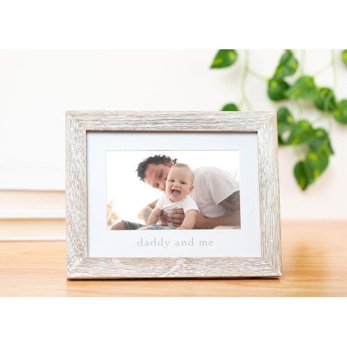  Pearhead Daddy & Me Keepsake Rustic Picture Frame, Fathers Day New Dad Gifts from Baby, Distressed