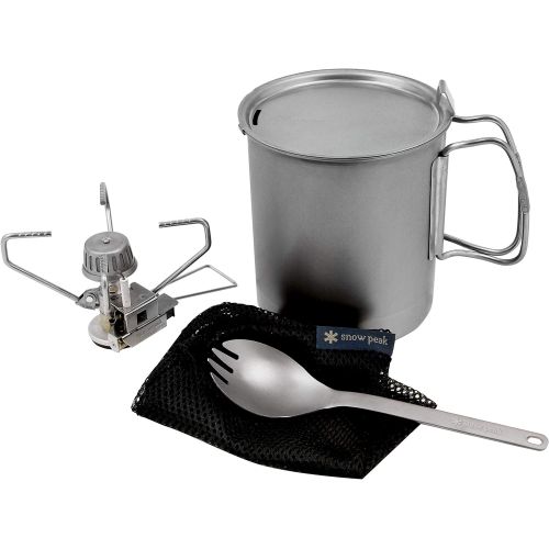  Snow Peak - Trek 700 SCS-005T - 0.7L Japanese Titanium Pot, Ultralight and Compact for Backpacking and Camping, Made in Japan, Lifetime Product Guarantee, Titanium