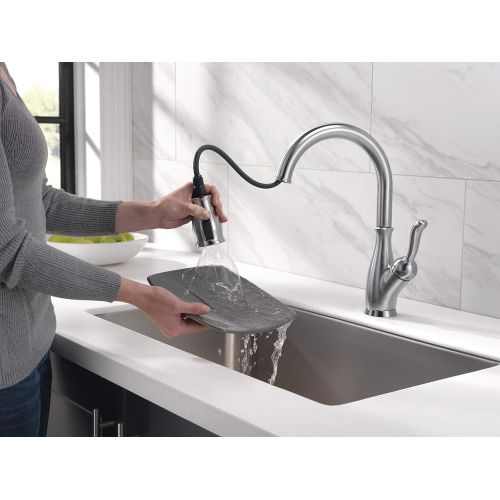  Delta Faucet Leland Pull Down Kitchen Faucet with Pull Down Sprayer, Kitchen Sink Faucet, Faucets for Kitchen Sinks, Single-Handle, Magnetic Docking Spray Head, Arctic Stainless 91