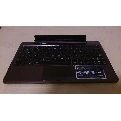 아수스 ASUS Eee Pad Transformer 16GB TF101 A1 + Keyboard/Docking Station (Tablet Computer)