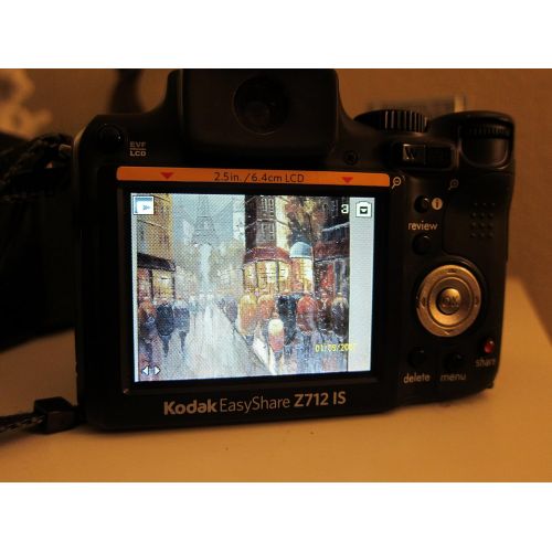  Kodak Easyshare Z712 IS 7.1 MP Digital Camera with 12xOptical Image Stabilized Zoom