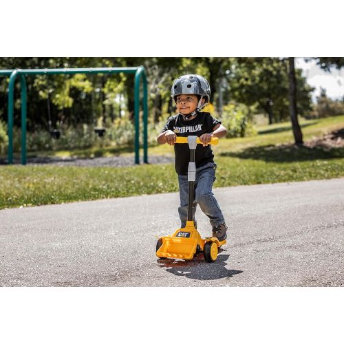  Kid Trax CAT Toddler Kick Scooter, Kids 3 Years or Older, Adjustable-Height Handlebars, Lean to Steer Technology, Removable Bulldozer-Style Scoop