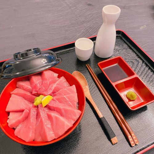  [아마존베스트]JapanBargain 2395, Plastic Soy Sauce Dish Dipping Bowl Two Compartments Japanese Style Black and Red Color