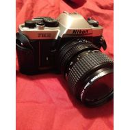 [아마존베스트]Nikon FM-10 35mm SLR Camera Kit with 35-70mm F3.5-4.8 Zoom Lens & Camera Case