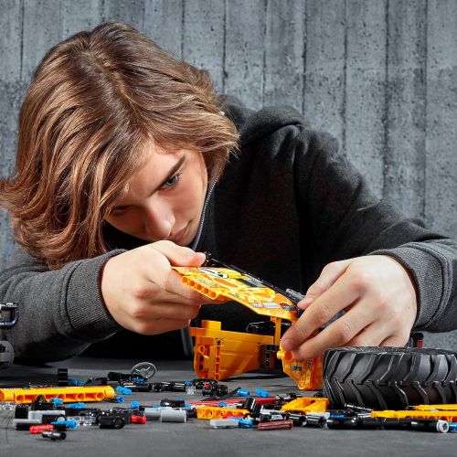  LEGO Technic 4x4 X treme Off Roader 42099 Building Kit (958 Pieces)